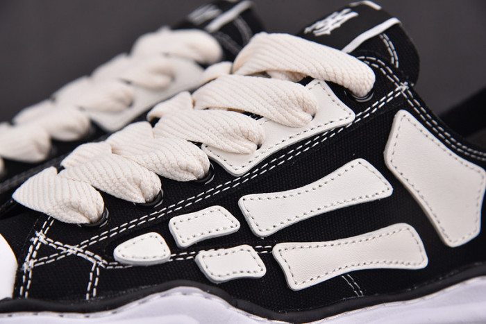 AM1R1 MIHARA YASUHIRO SNEAKER