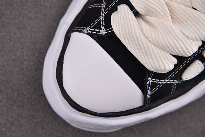 AM1R1 MIHARA YASUHIRO SNEAKER